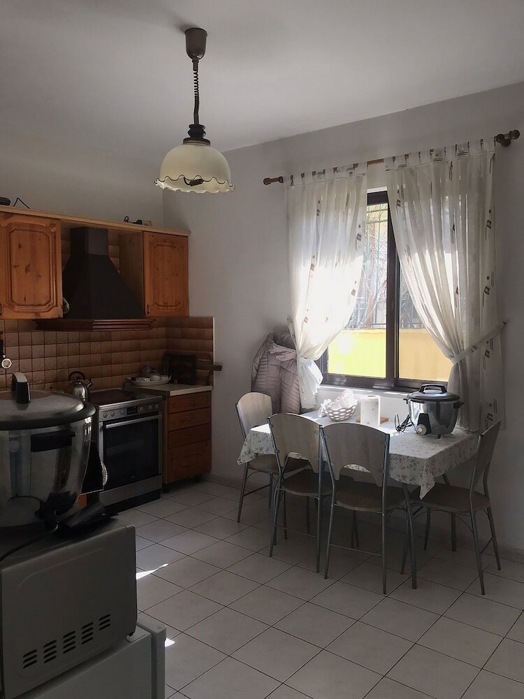 Фото Tirana City Rooms