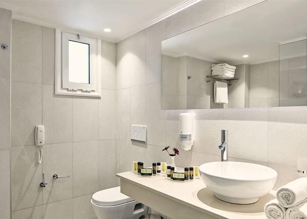 Фото Atlantica Marmari Palace