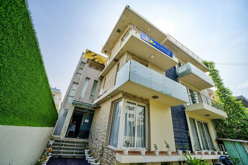 Гостиница Fabhotel Rivlet в Гургаоне