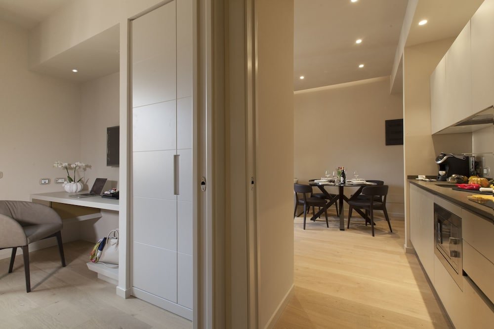 Фото Oriana Suites Verona