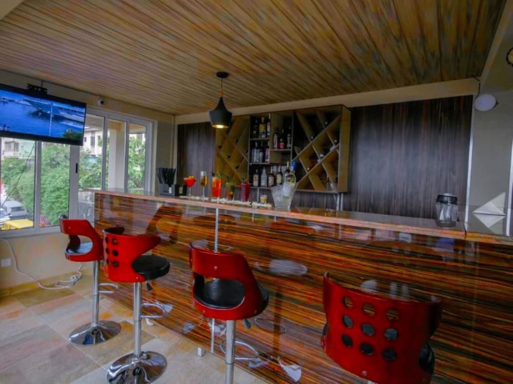 Фото Witsspring Suites