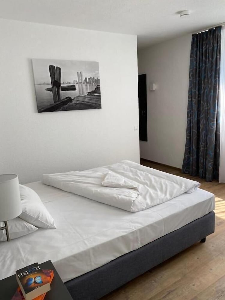 Фото Melvi Hotel Göppingen