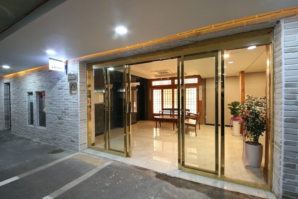 Фото Hotel LeeSunDeok
