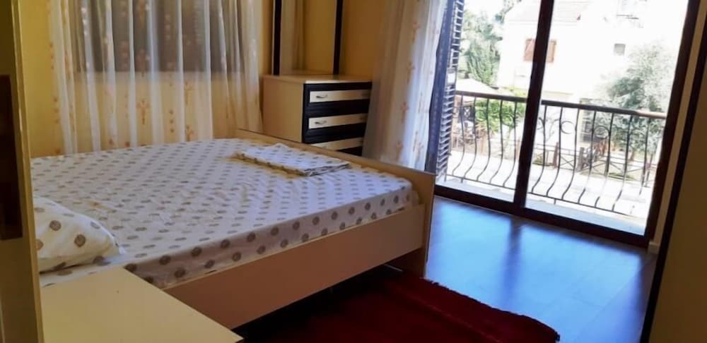 Фото Bahceler Levent Sitesi Villa № 79