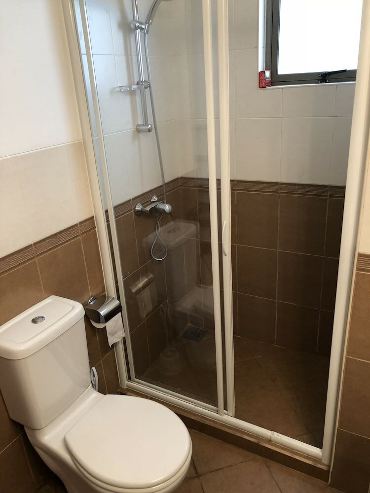 Фото Hedges Court Residencies Colombo City