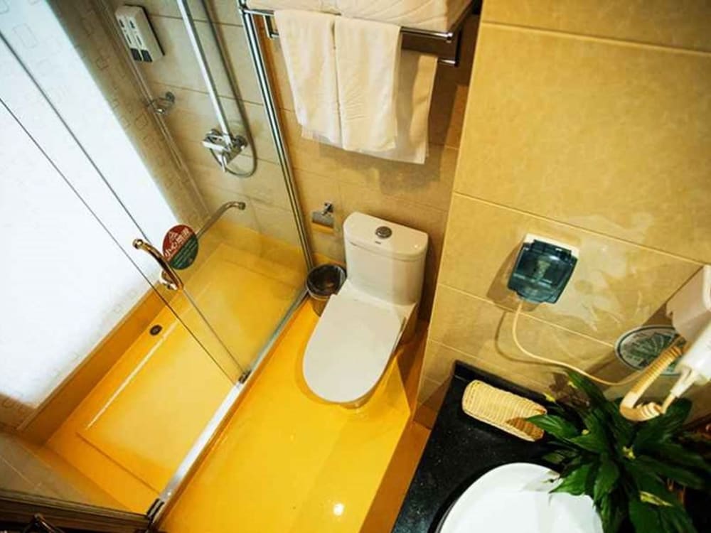 Фото GreenTree Alliance ShangRao YiYang County ZhiMin Aveune YingBin Avenue Hotel