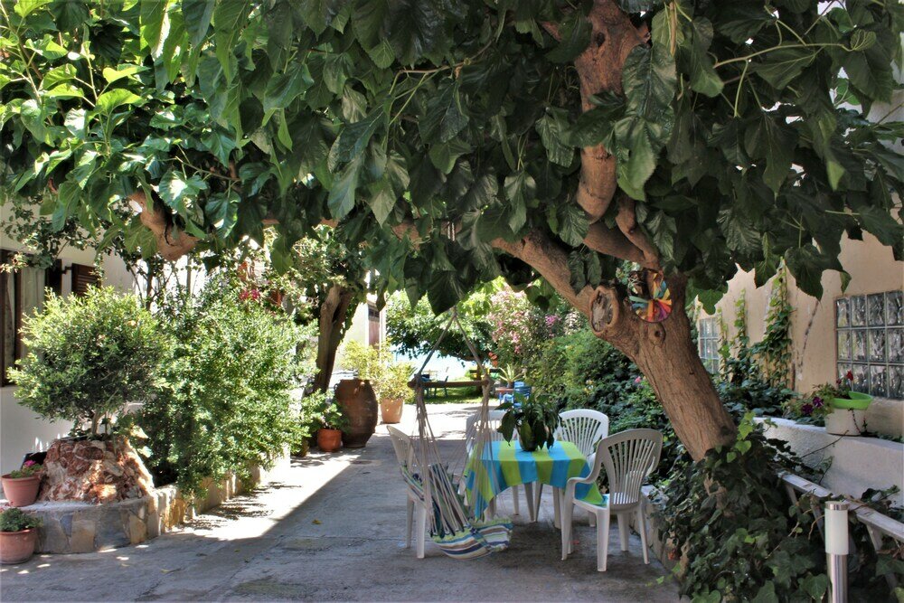 Фото Maria Apartments