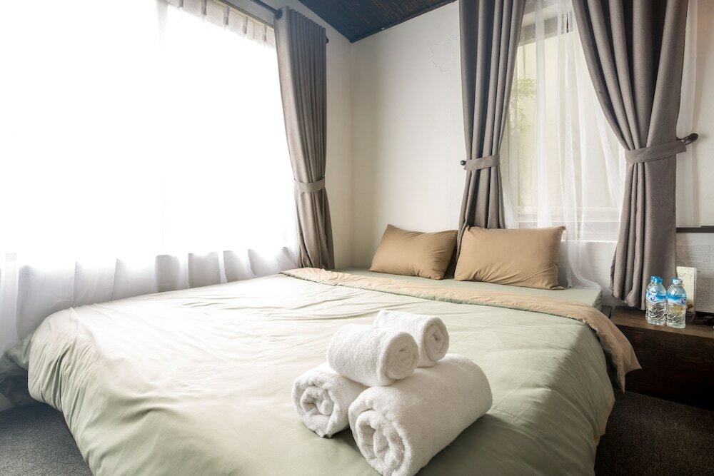 Фото The Secret Garden - Hostel