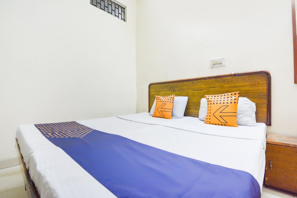 Фото Spot On 38670 Hotel Diamond