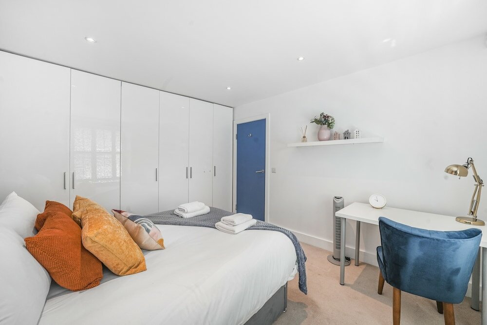 Фото Spacious 2 bedroom Apartment in Camden