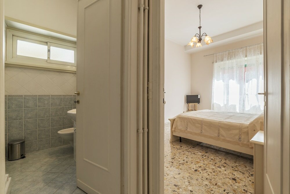 Фото Aurelio Apartment Near the Mm Ubaldi