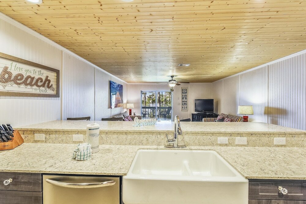 Фото Grand Lagoon Cove by Book That Condo