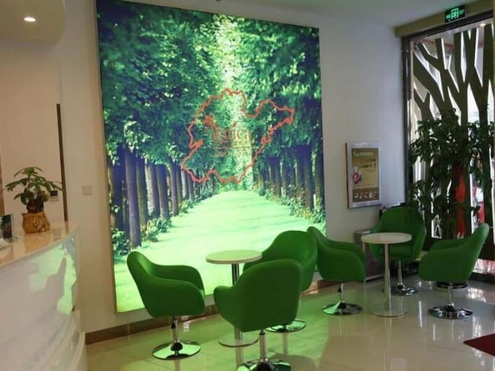 Фото Vatica Qingdao Licang Xiazhuang Hexie Plaza Hotel