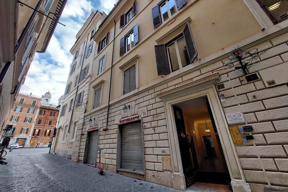 Фото Helmirage Piazza Di Spagna Suite