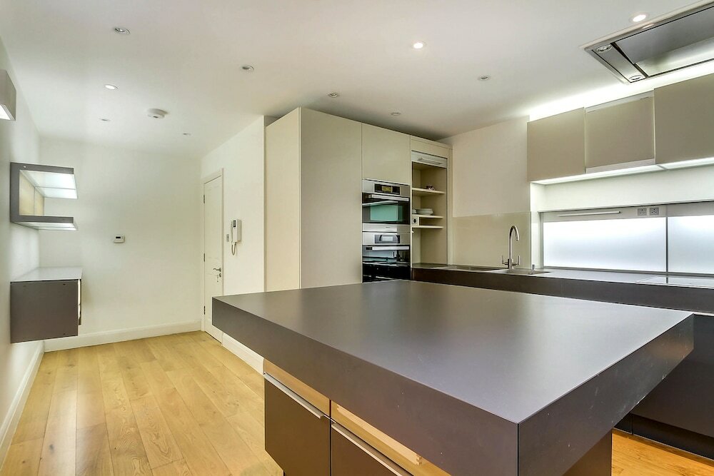 Фото Pont Street Mews Townhouse