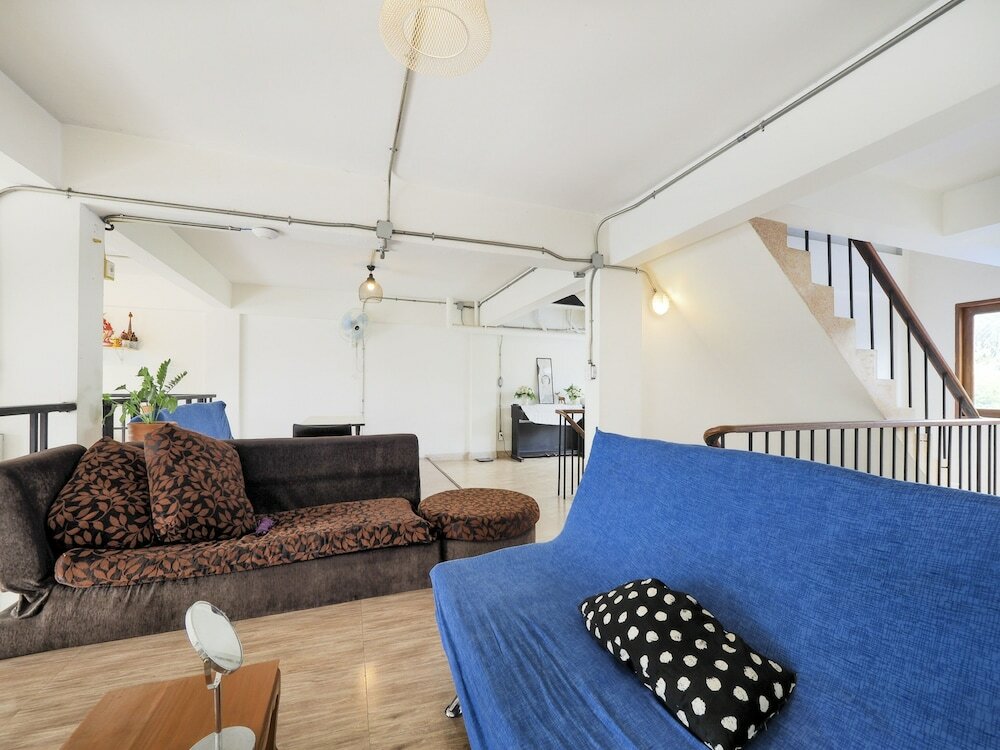 Фото Oyo 692 Nakara Ayutthaya - Hostel