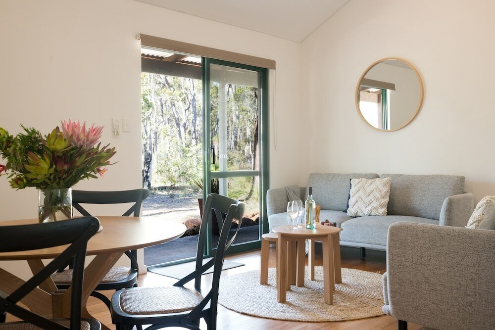 Фото Island Brook Estate Vineyard and Chalets