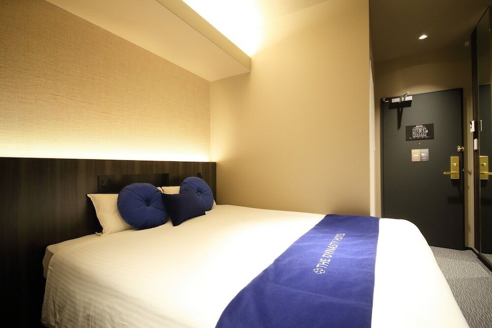 Фото Dynasty Hotel & Resort Osaka