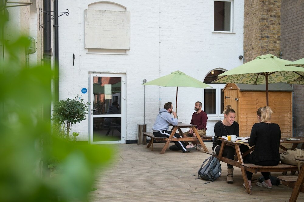 Фото Wombat's City Hostel London