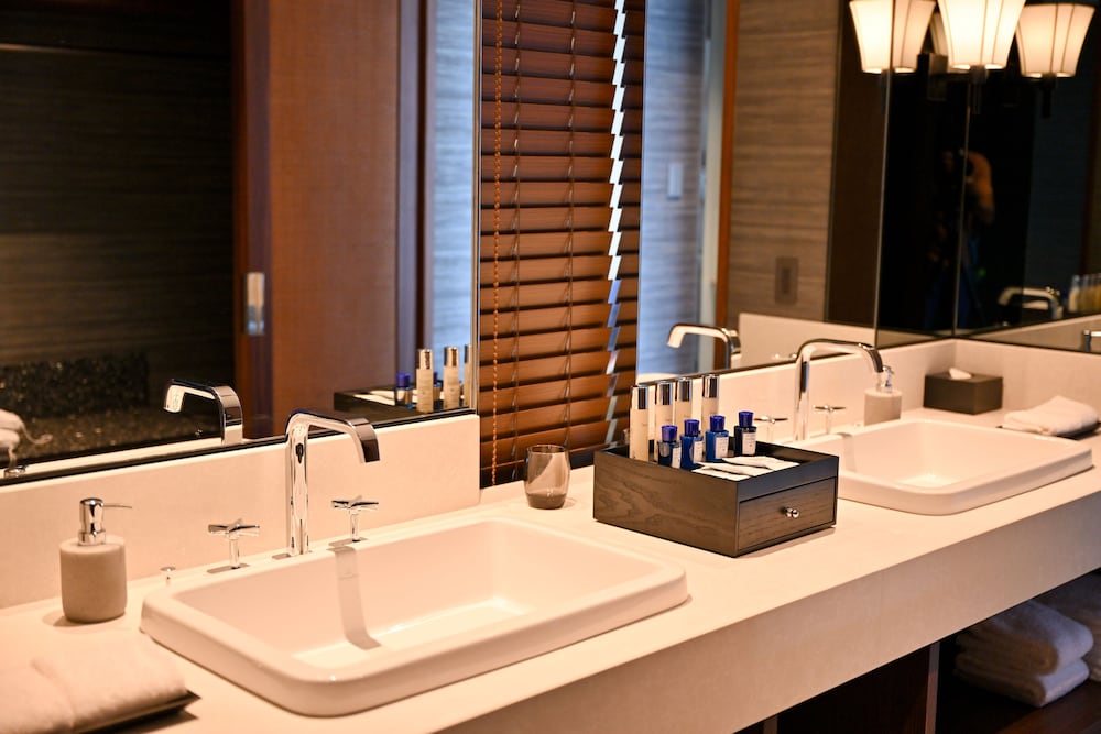 Фото Ryukyu Hotel & Resort Nashiro Beach