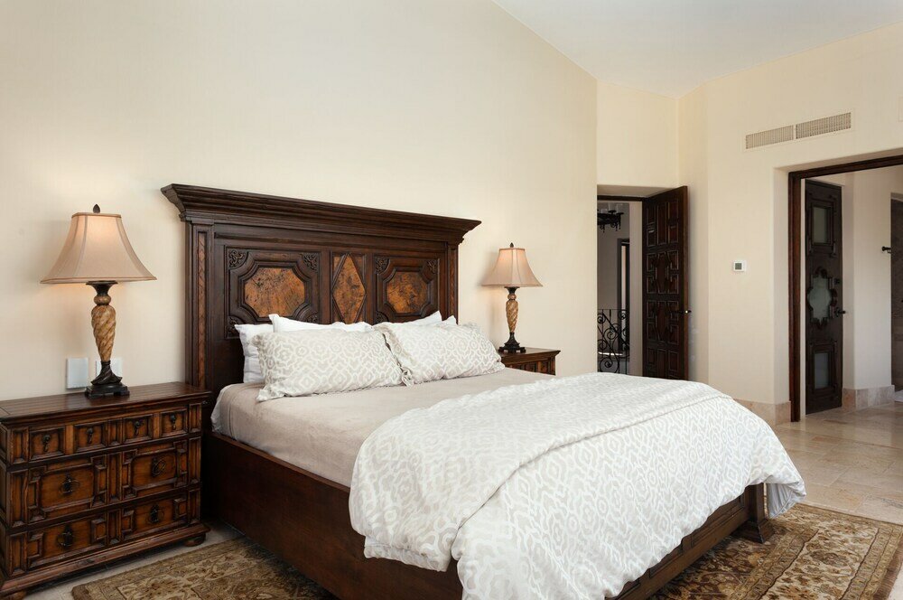 Фото Villa Delmar Exquisite Villa w Views