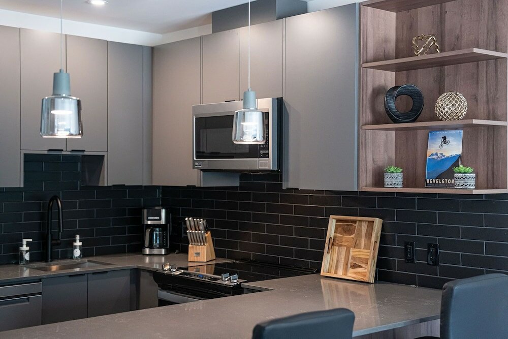 Фото Alpine Haven by Revelstoke Vacations