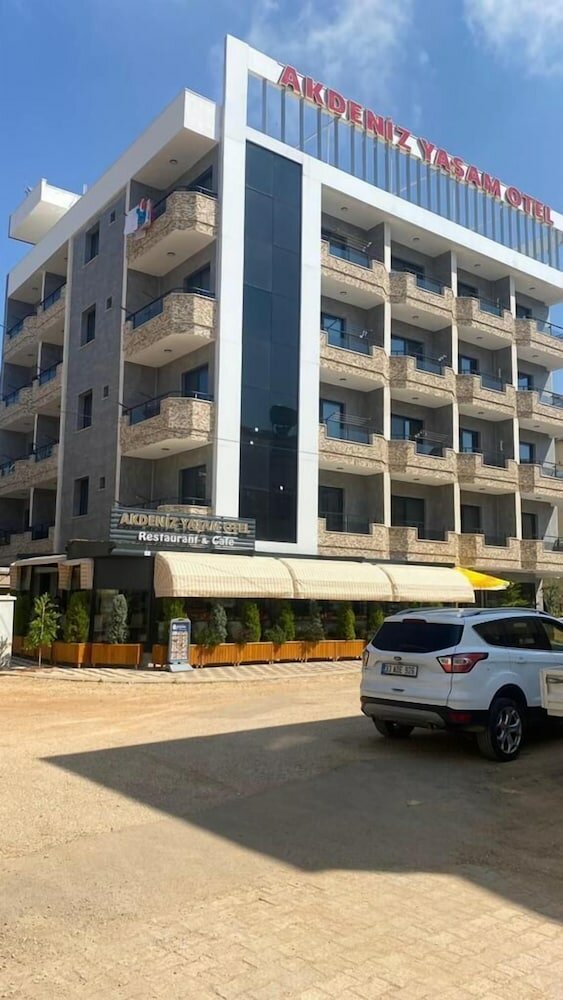 Фото отеля 2