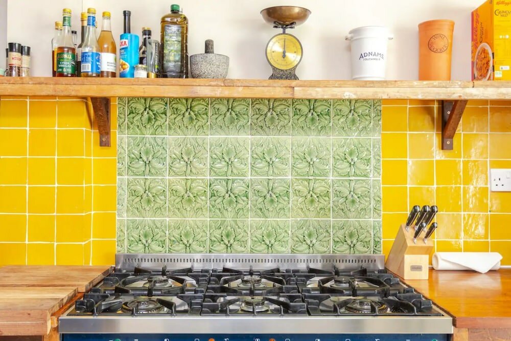 Фото Stunning 2 Bedroom House in Peaceful London Fields