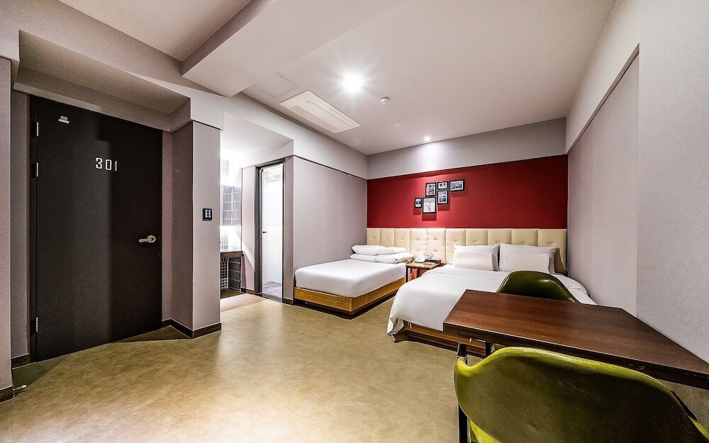 Фото Yongin Soseol Smith Hotel