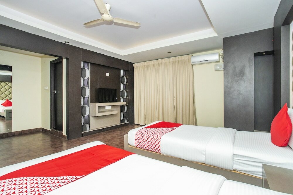 Фото отеля 2