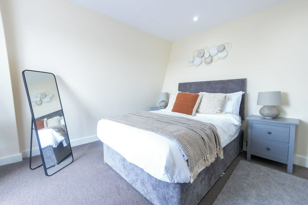 Фото Three Bed Balcony near tube stn Holloway