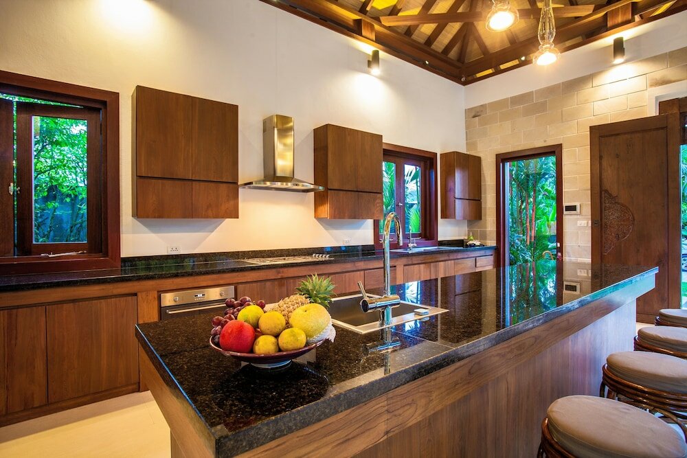 Фото Baan Pinya Balinese Style Aonang Pool Villa