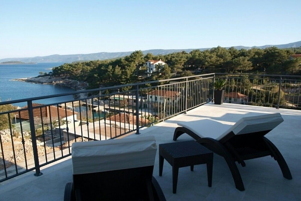 Фото Sunny Hvar 2 - With Pool - A4