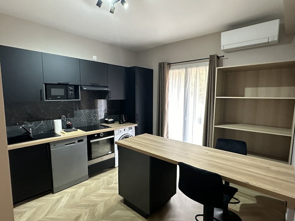 Фото Appart Hotel SPA Perpignan