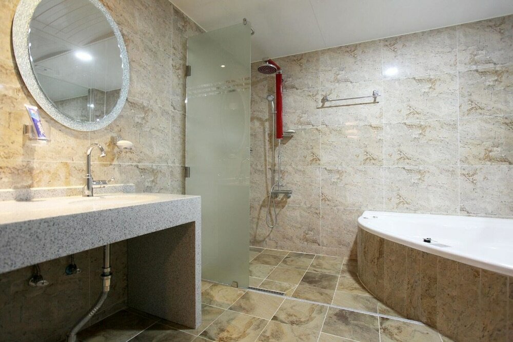 Фото Yeongdeungpo Komodo