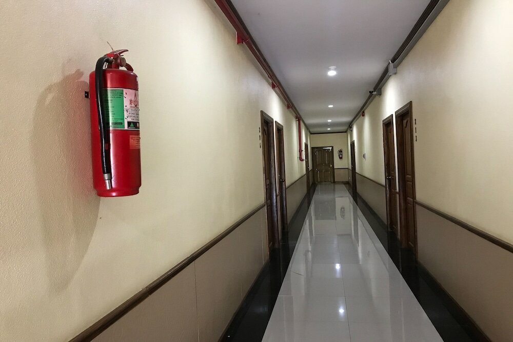 Фото Oyo 75334 Train Hotel