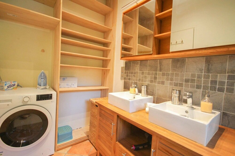 Фото Cozy Hackney Apartment