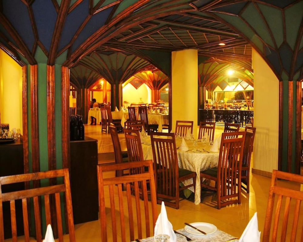 Фото Peacock Beach Resort & SPA