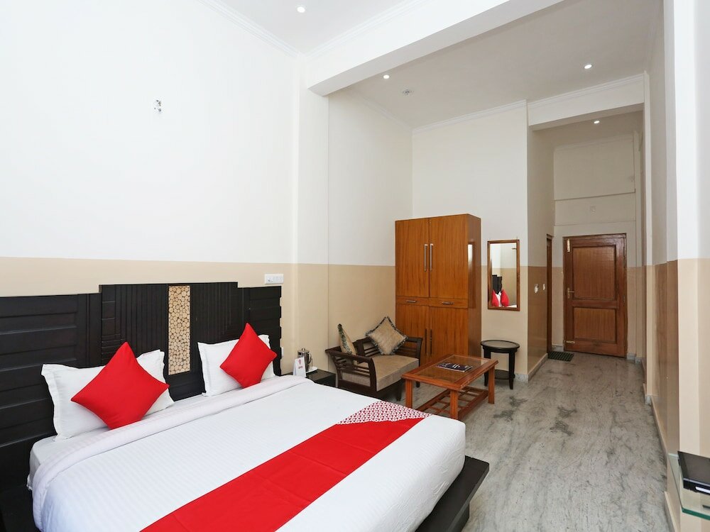 Фото Oyo 19638 Hotel Jay Continental
