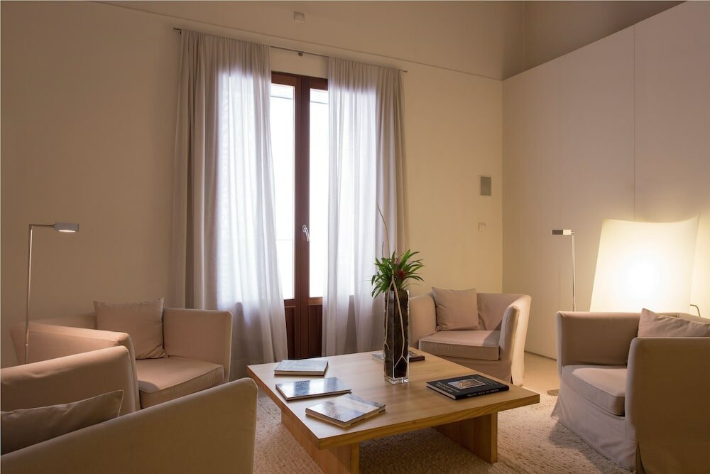 Фото Hotel Convent de la Missio - Adults Only