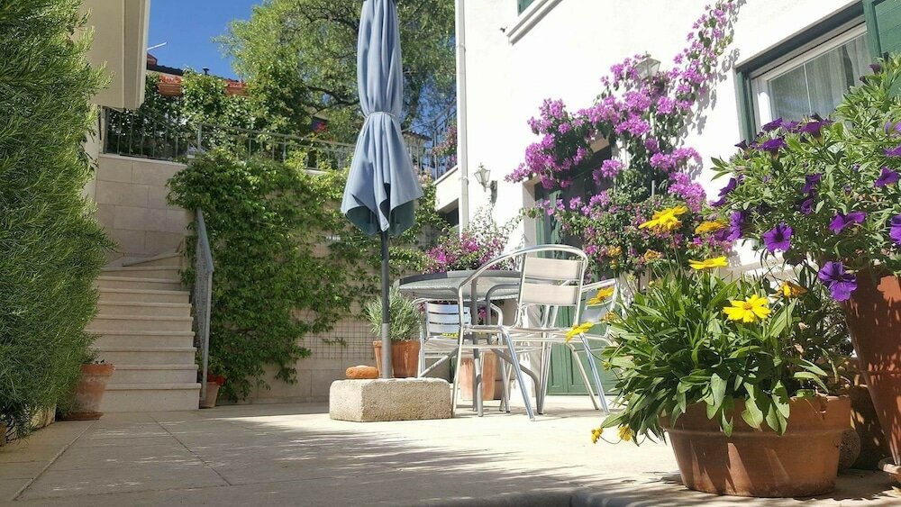 Фото Villa Brumnic Apartments