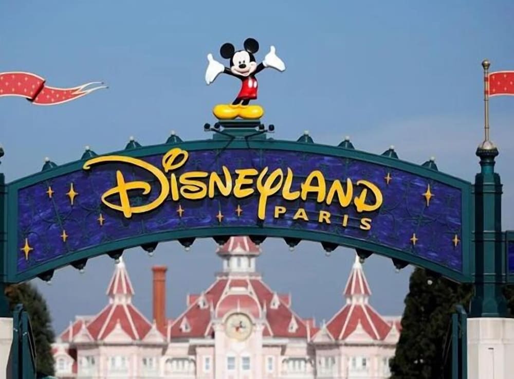 Фото Stunning 1 Bed Apartment at Kings Cross - St Pancras