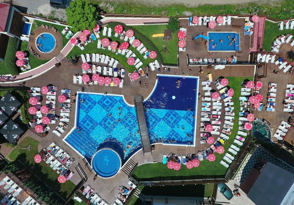 Фото The Five Elements Hotel