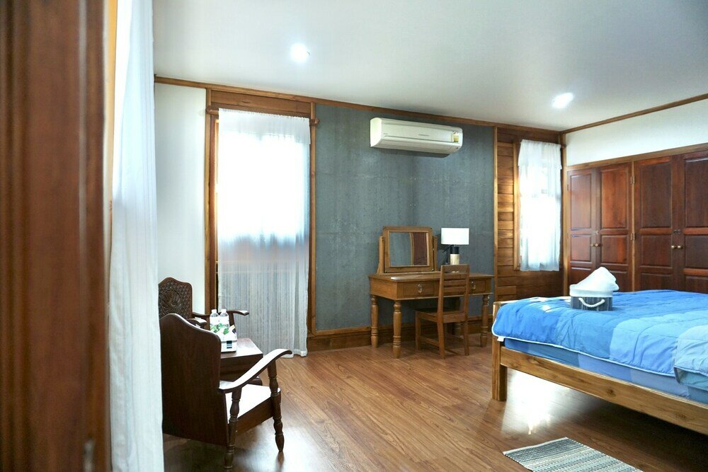 Фото Tha Ma-O Bouteak Homestay