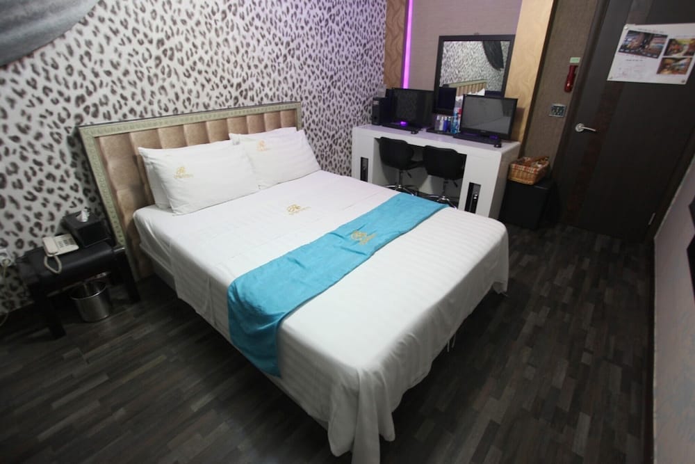 Фото Bucheon Regency