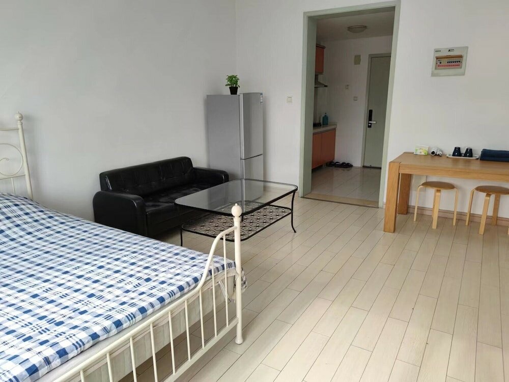 Фото IFamily Apartment Xinjinqiao Branch