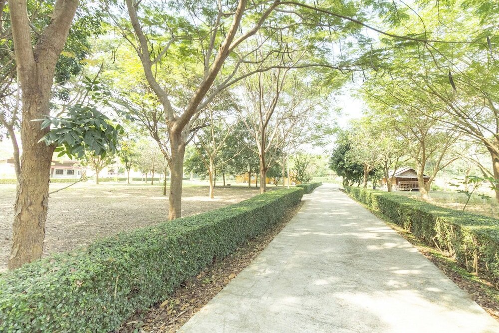 Фото Oyo 75359 Thaiburi Thara Resort