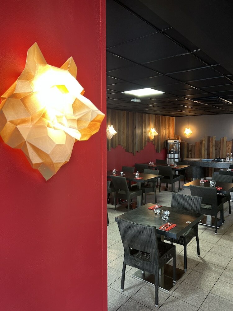 Фото Hotel Saphir Lyon