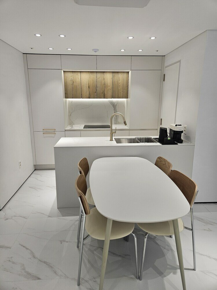 Фото Hotel the Designers Lyj Suite Yeoksam