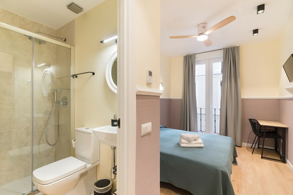 Фото Hostal Evoke Madrid